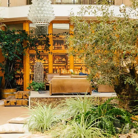 拉本斯泰因酒店 2*